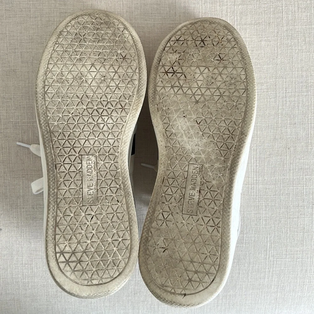 Steve Madden Braden Platform Sneakers - Picture 4 of 4